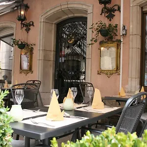 Hotel Le Pavillon