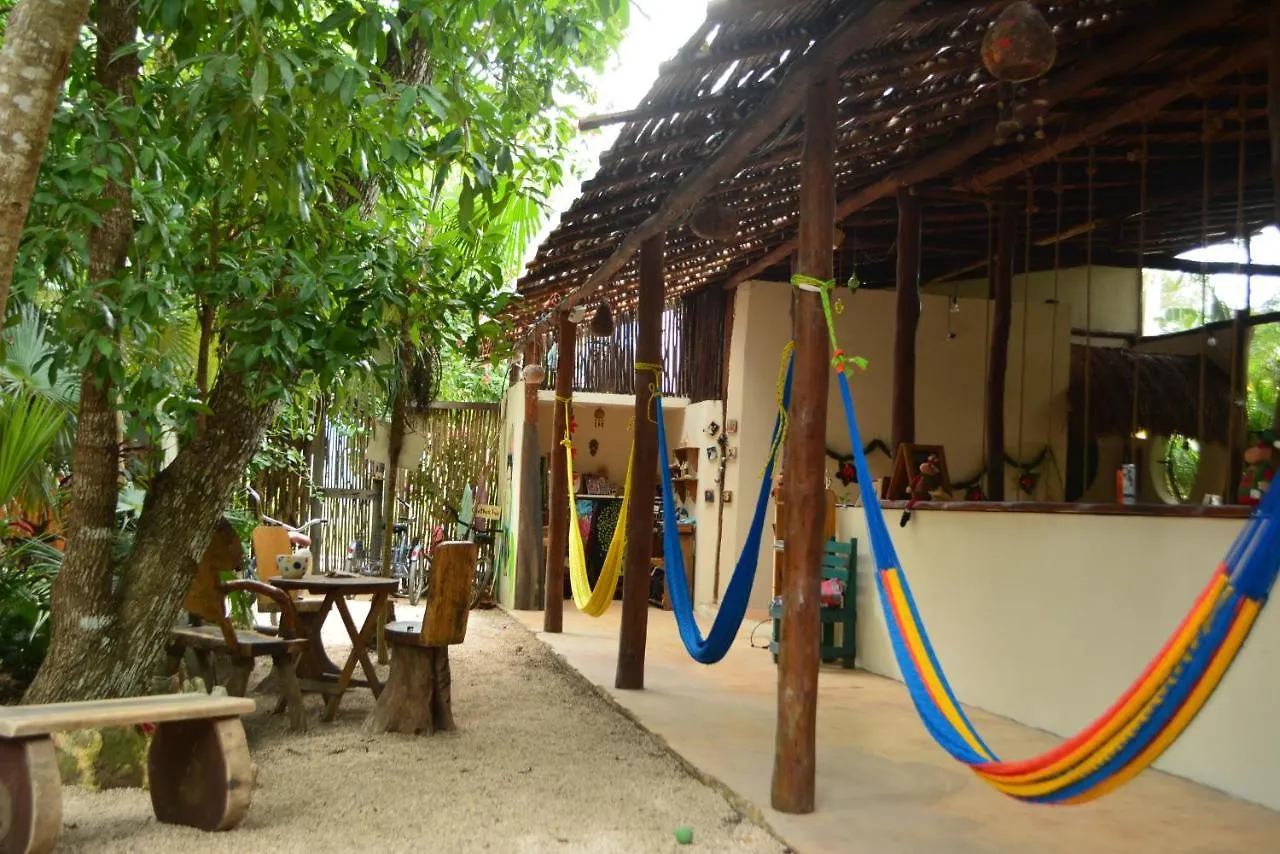 Guest house Hostal Mulut Tulum