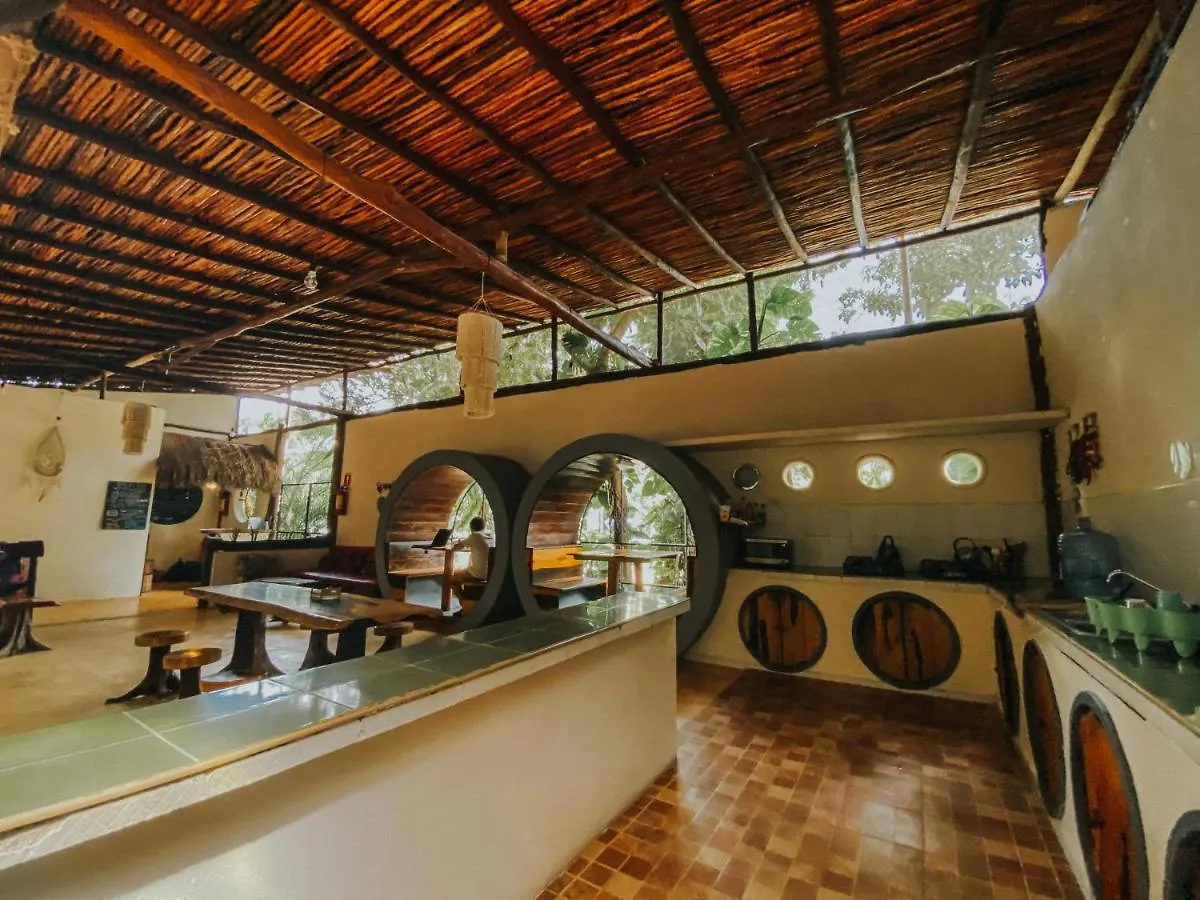 Hostal Mulut Tulum 3*,